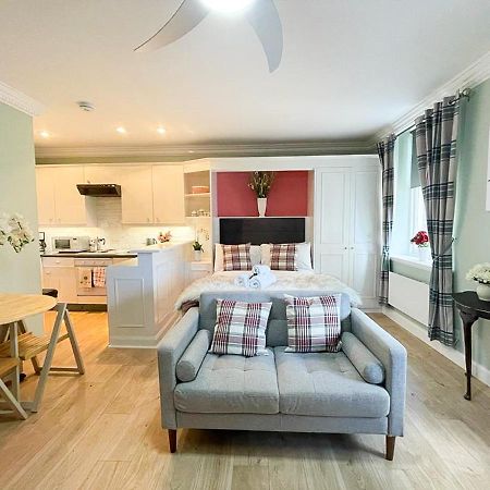 Snug Studio On The Grassmarket, 5Mins From Castle Edimburgo Exterior foto